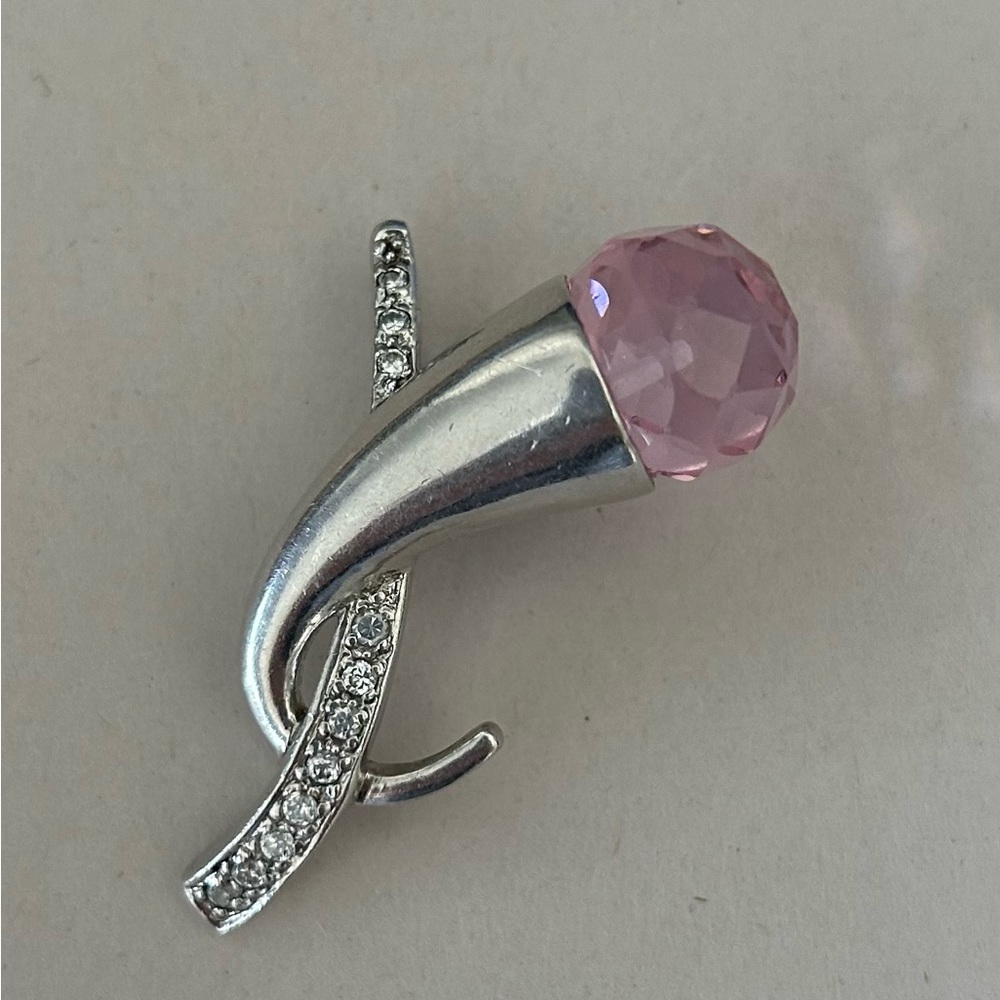 Marked Sterling Silver pendant with pink faceted stone